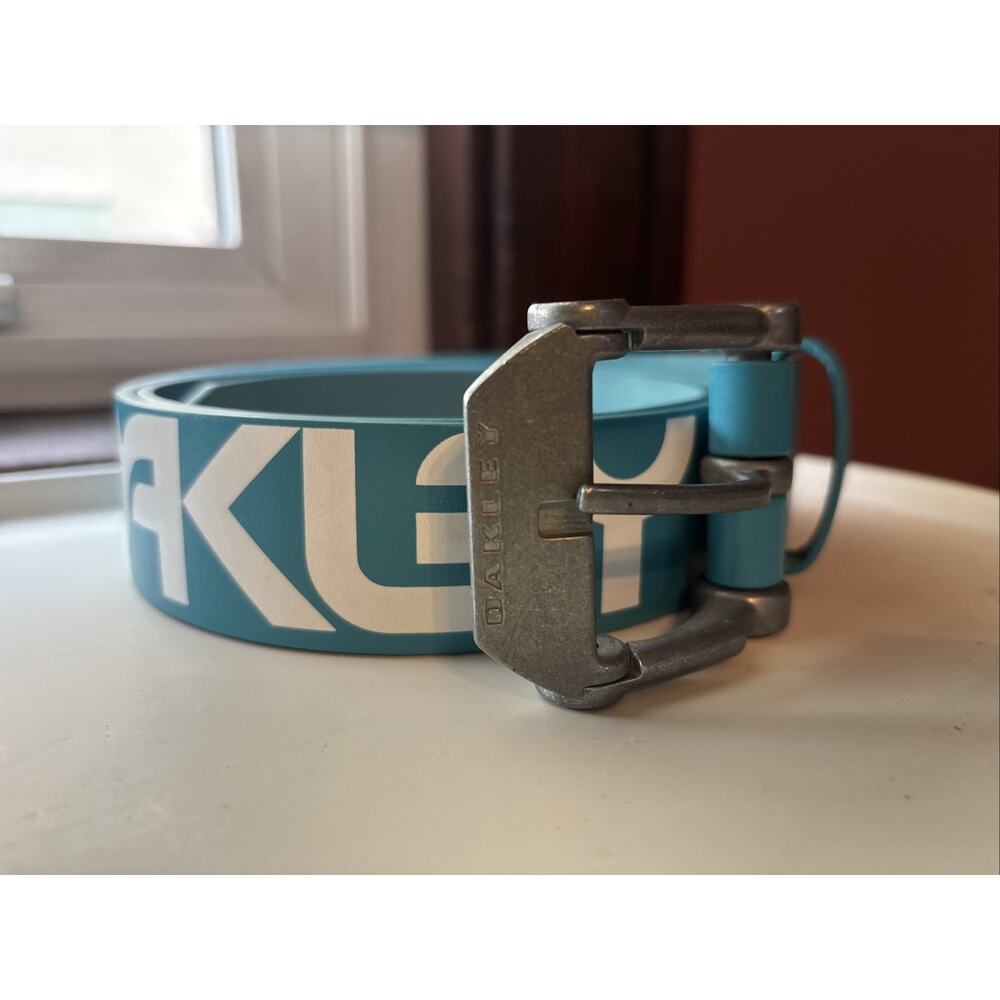 Oakley vintage y2k 2013 belt Spellout Bright Blue